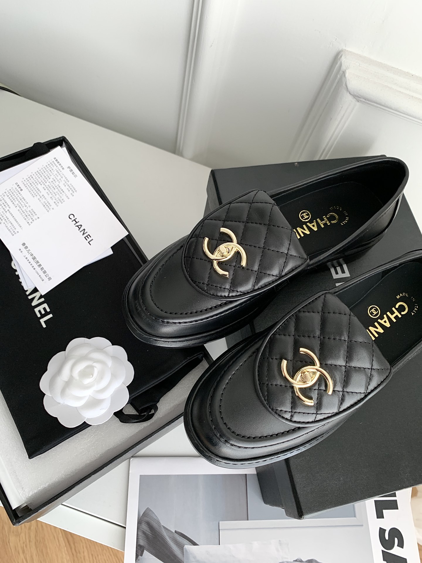 Women's high heels